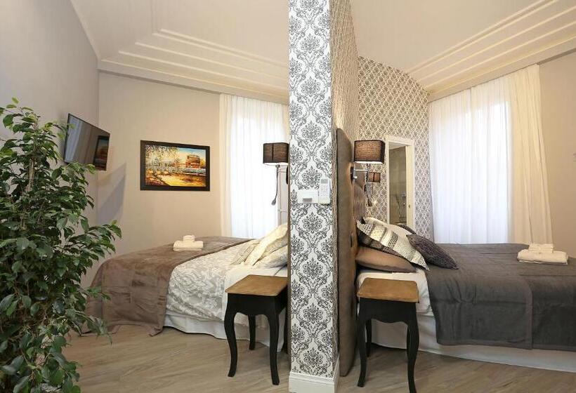 اتاق لوکس چهار تخته, Capricci Romani