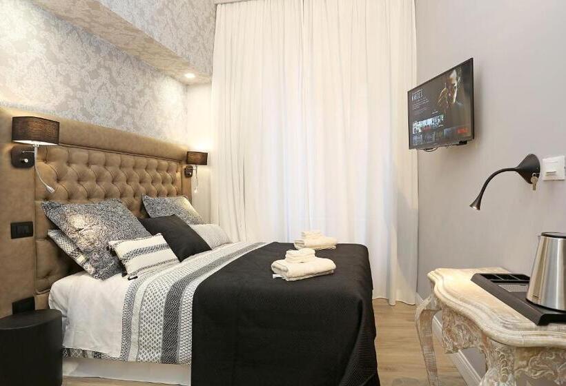 اتاق لوکس, Capricci Romani