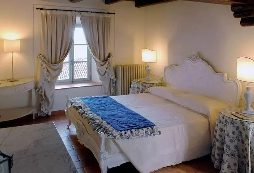 スイート, Castello La Rocchetta