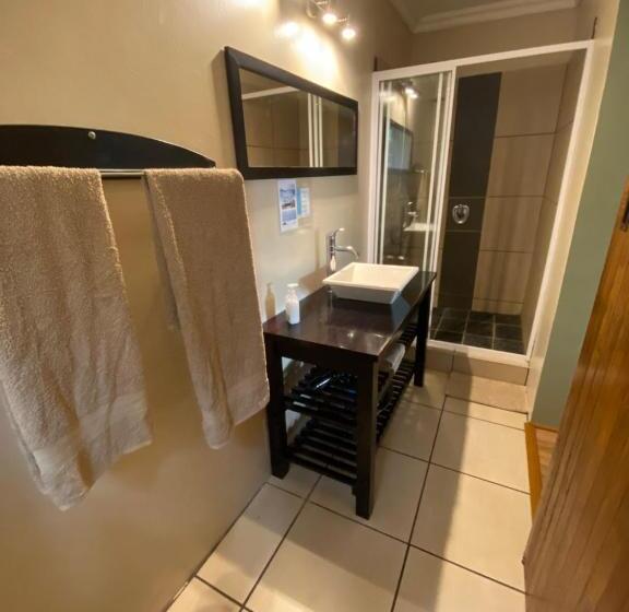 スイート, Haus Holzapfel