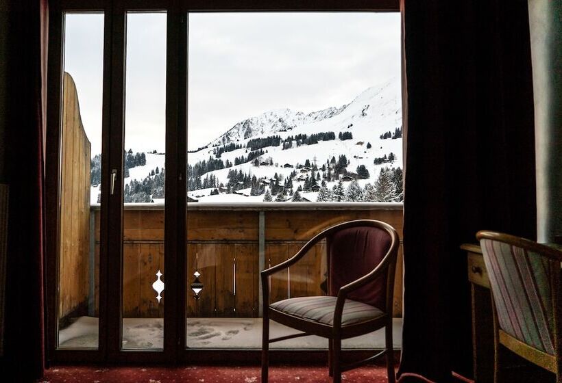 Семейный Номер, Hôtel Le Relais Alpin