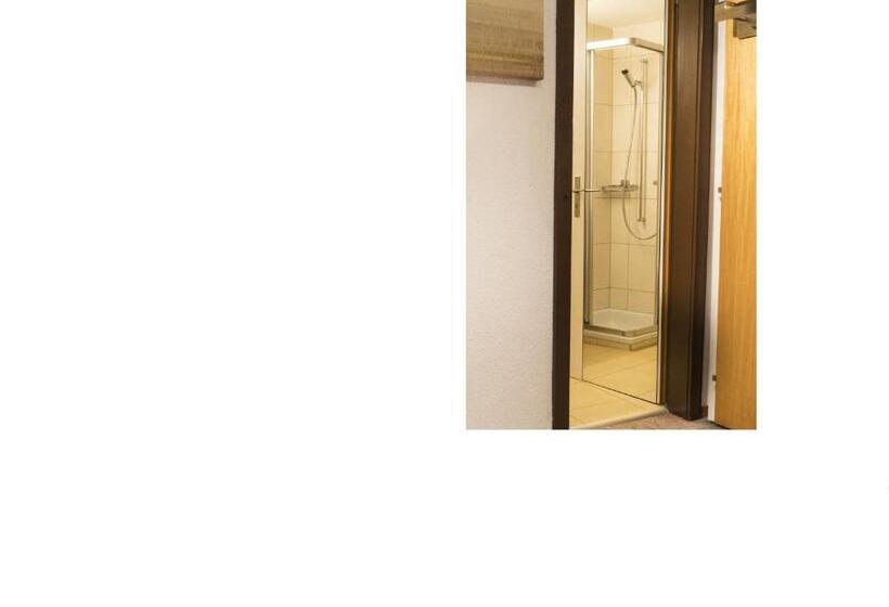 单人经济间, Kreuz