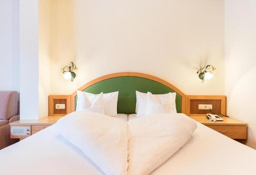 ファミリールーム, Krimmlerfälle