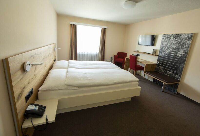 Номер Комфорт, Ochsen Lenzburg