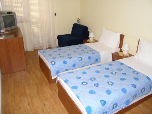 Quarto Estandar, Pansion Sport