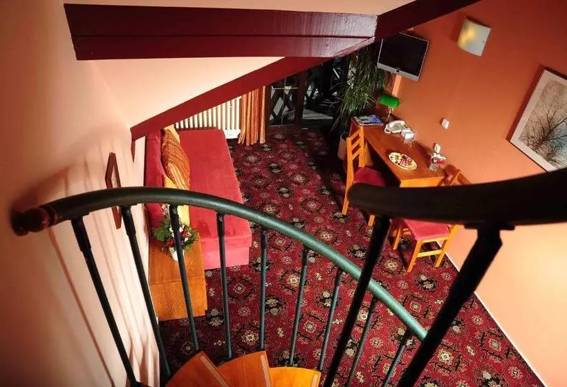 スタンダードトリプルルーム, Park Hotel Pruhonice