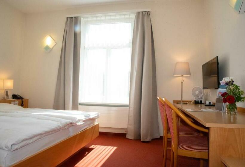 غرفة قياسية, Promenade