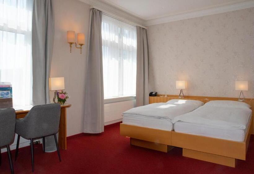 غرفة قياسية, Promenade