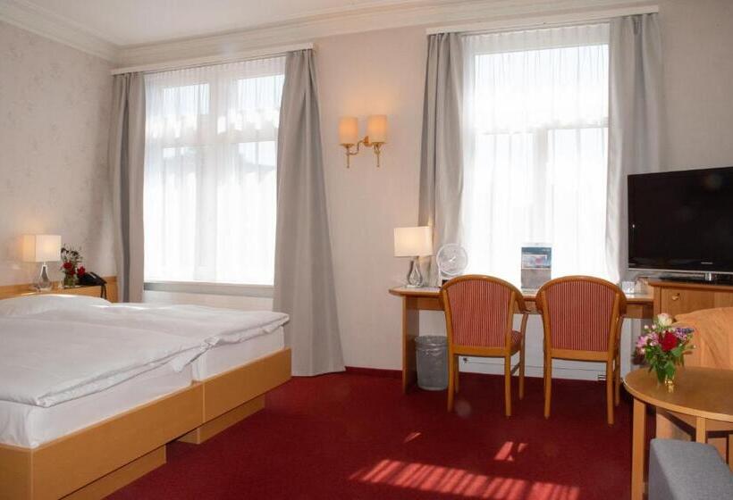 غرفة قياسية, Promenade