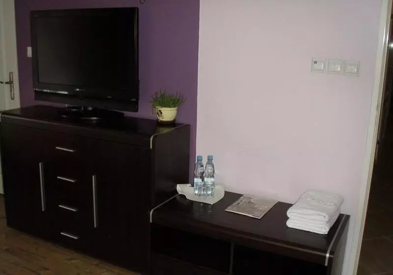 スタンダードルーム, Shotels Przy Restauracji Stodoła