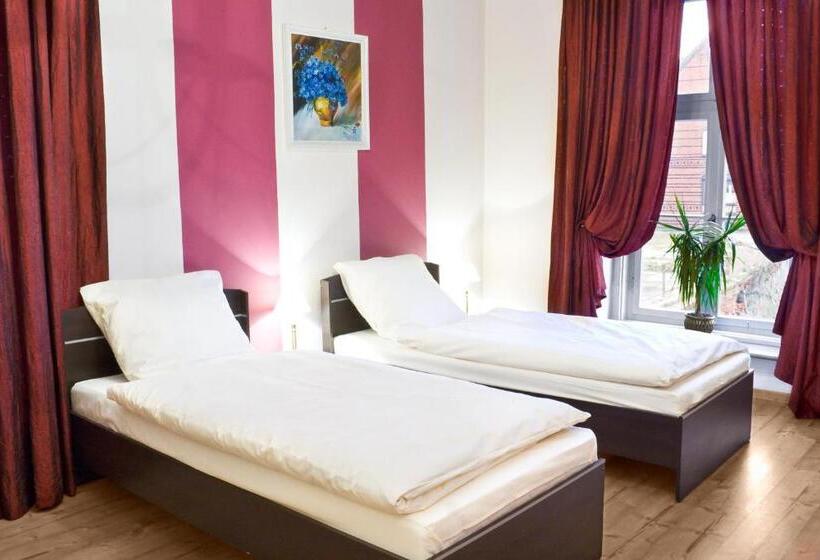 Номер Стандарт, Shotels Przy Restauracji Stodoła