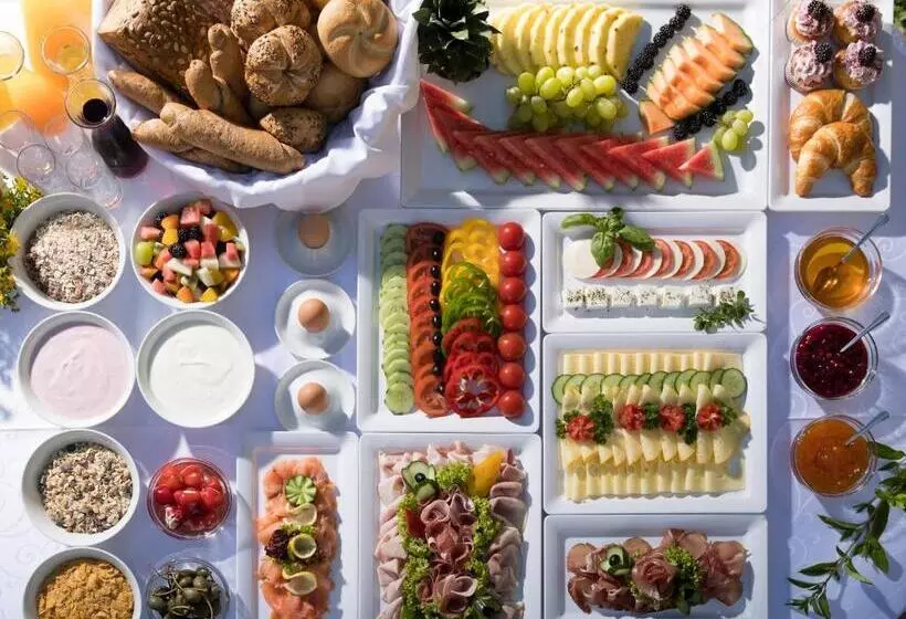 スーペリアールーム, Restaurant Schachenwald
