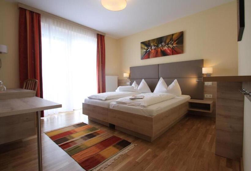 غرفة سوبيريور, Restaurant Schachenwald