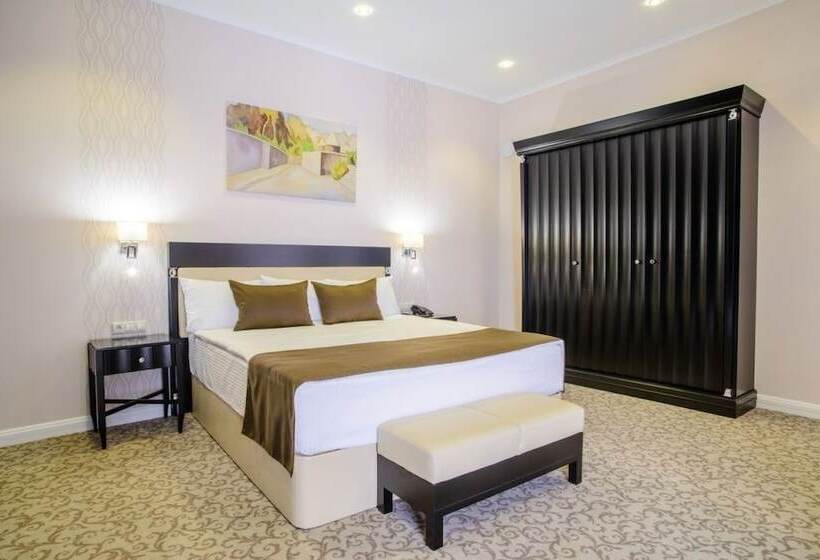 سوئیت پرزیدنت, Sk Royal Kaluga