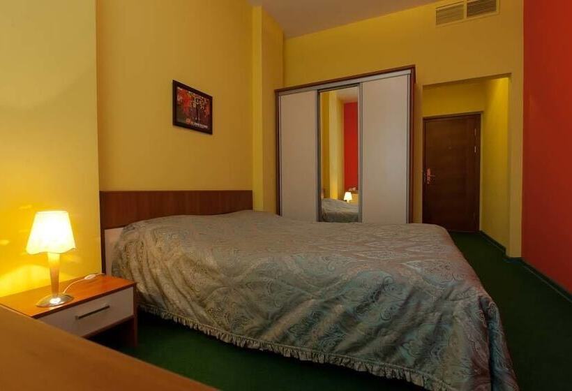 غرفة قياسية, Stone