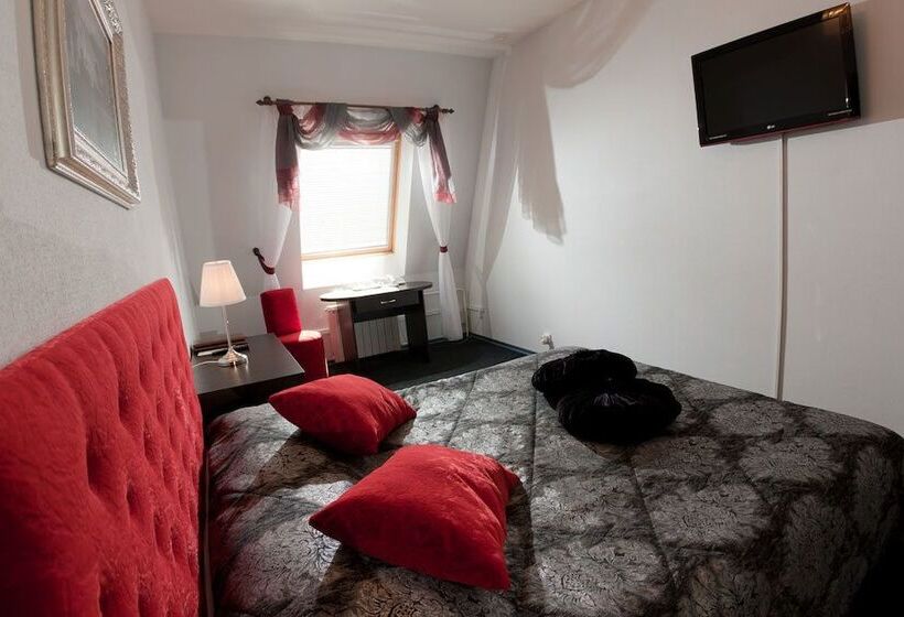 غرفة بيزنس, Stone