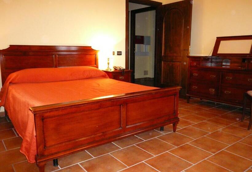 غرفة قياسية, Tenuta Del Massimo Feudo