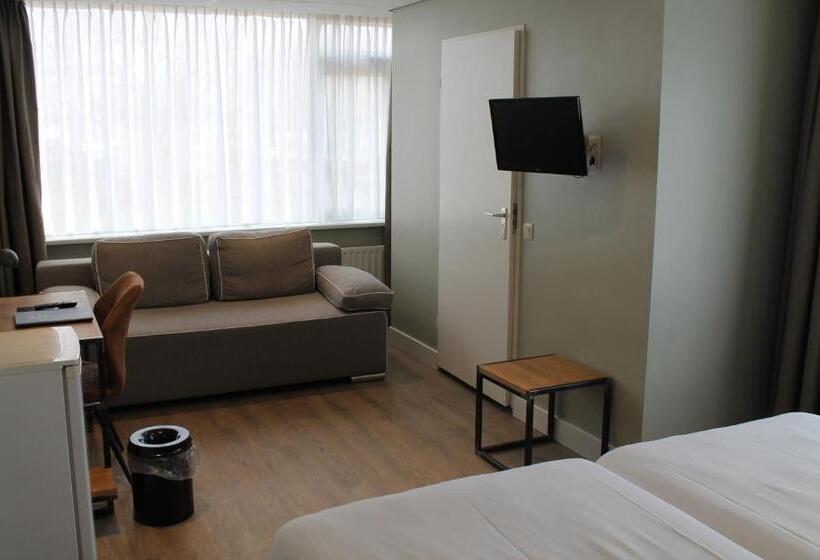 חדר סטנדרט, Triniteit