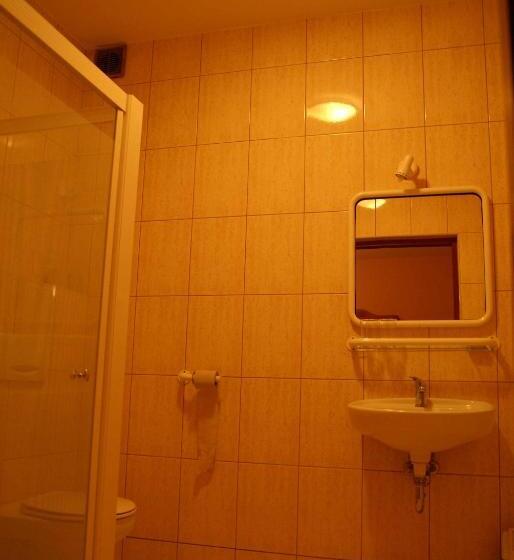 Номер Стандарт, Twardowski