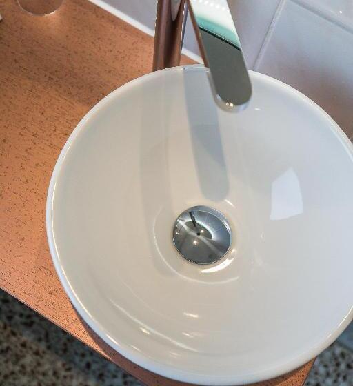 スタンダードルーム, Victoria