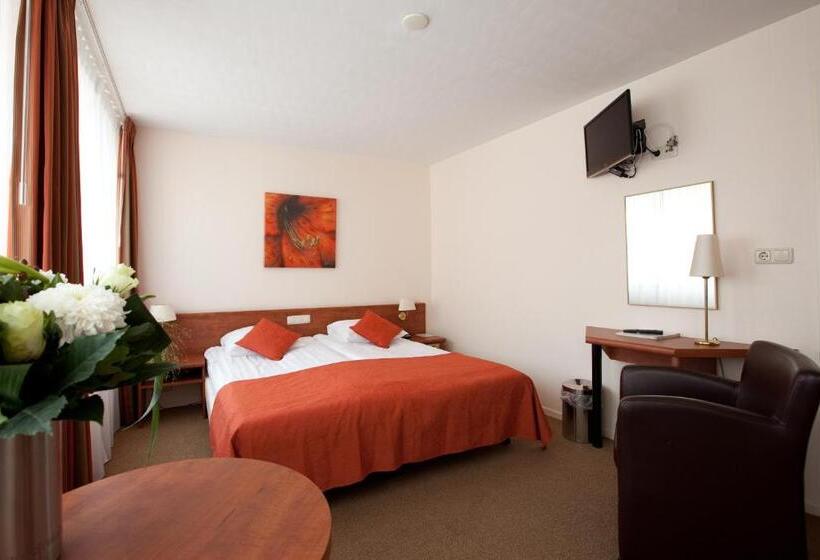 スタンダードルーム, Victoria