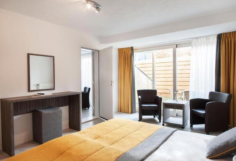 コンフォートルーム, Victoria