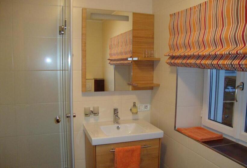 חדר סטנדרט, ölerhof