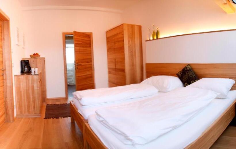 חדר סטנדרט, ölerhof