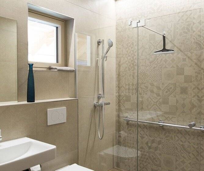 חדר דלוקס נוף לגינה, ölerhof