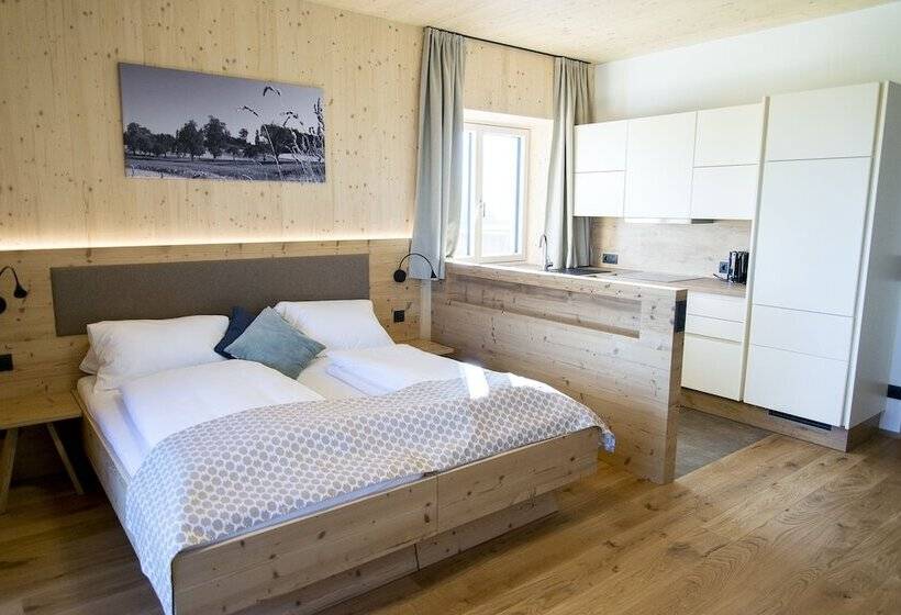 豪华园景房, ölerhof