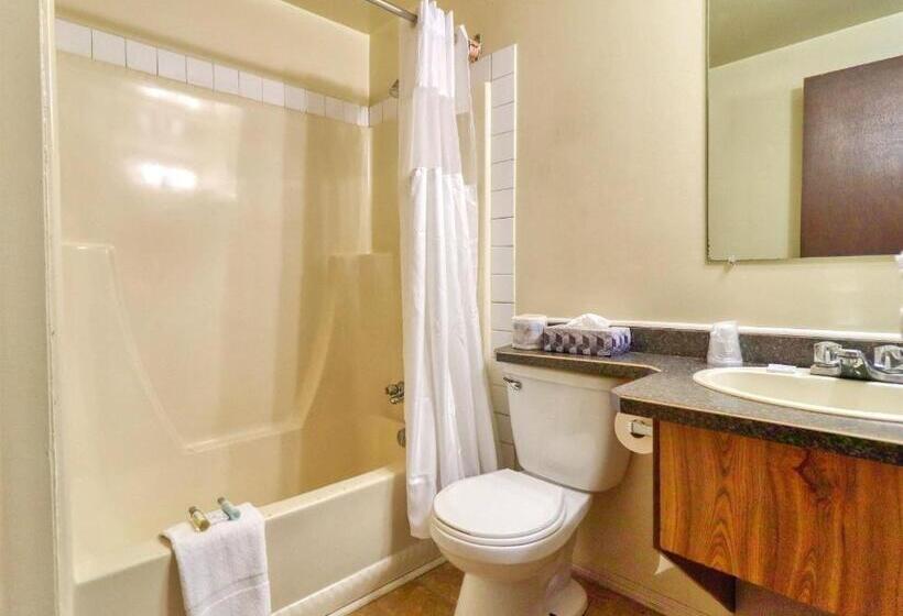 חדר סטנדרט, Kings Court Motel