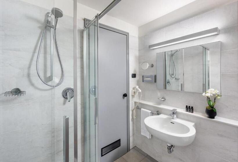 Pokój Standard, King, By R Collection Hotels