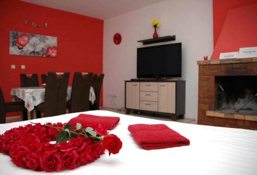 Апартаменты Superior 2 Спальни, Penzion V Roklich & Apartmens V Roklich