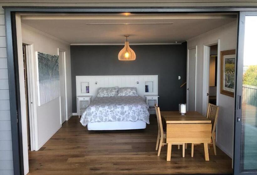 חדר דלוקס עם מרפסת נוף לים, Studio Or Cabin On Whitby