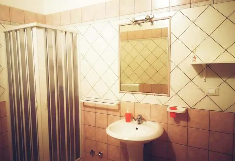 ファミリールーム, B&b Tobia S House