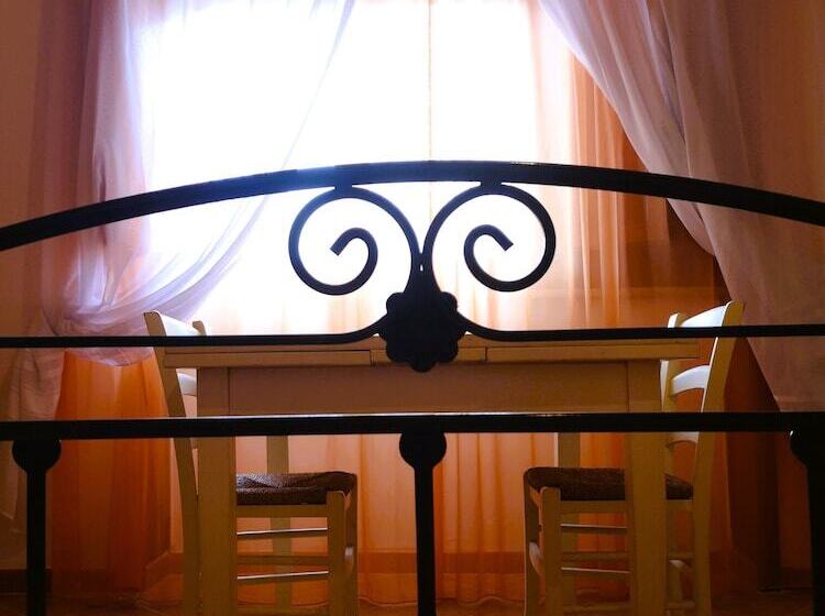Семейный Номер, B&b Tobia S House