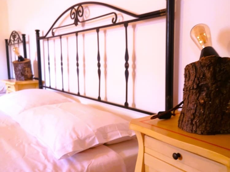 غرفة عائلية, B&b Tobia S House