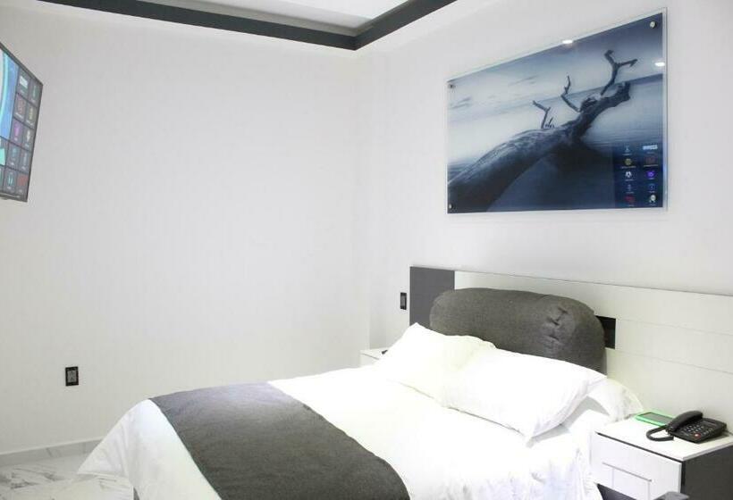 סטודיו דלוקס, Boutique M&f