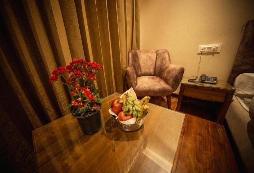 패밀리 룸, Justa Grand View Resort & Spa, Manali