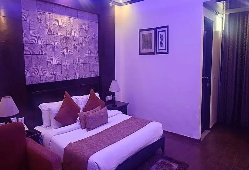 デラックスルーム, Comfort Inn Bl