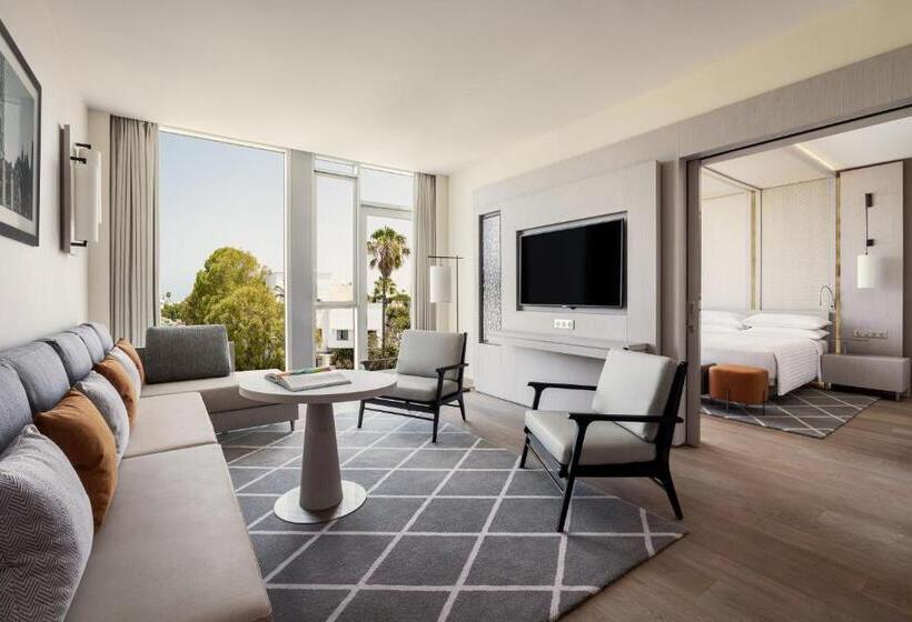 سوئیت اجرایی با تخت کینگ, Rabat Marriott