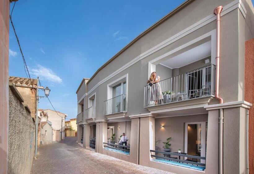 شقة غرفة واحدة, Mem Lodge And Suite