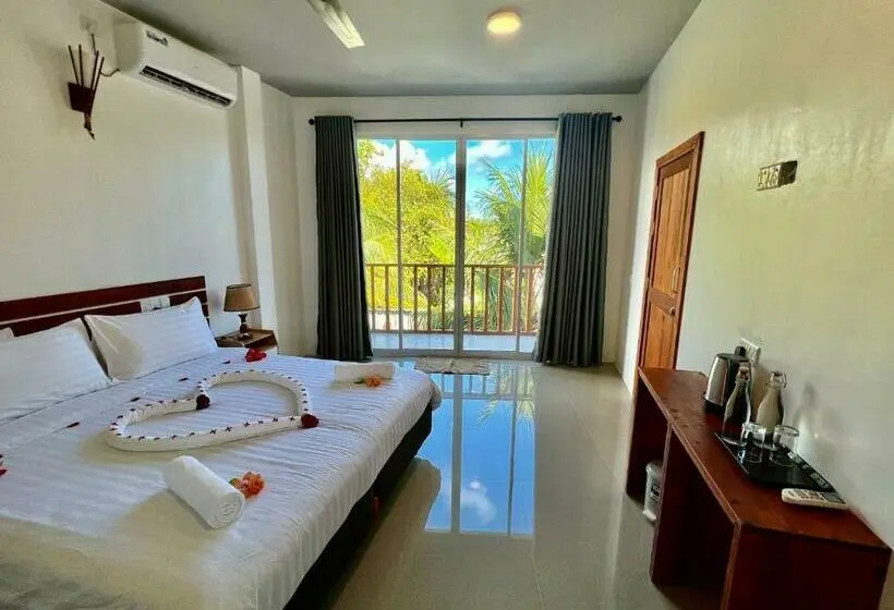 اتاق لوکس با تخت بزرگ, Finolhu Dhigurah