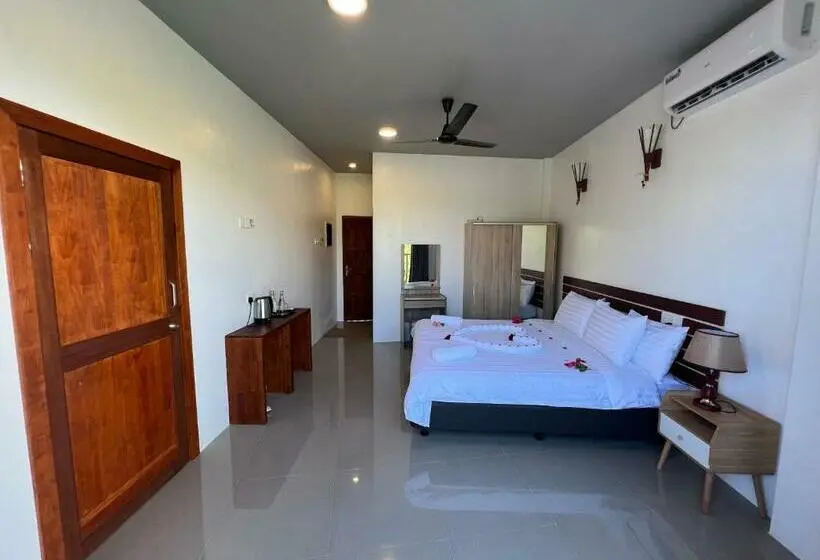 اتاق لوکس با تخت بزرگ, Finolhu Dhigurah