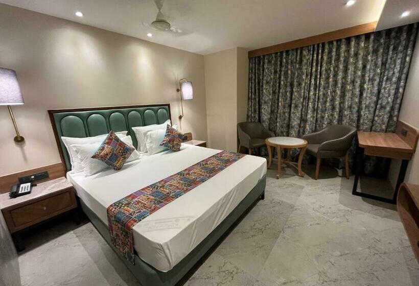 Номер Deluxe, Suvidha Suites