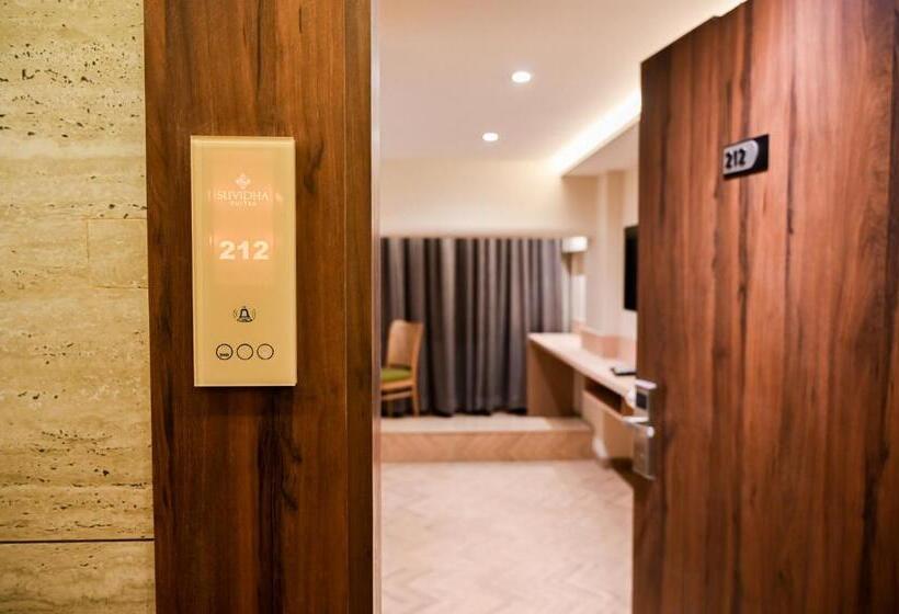 غرفة ديلوكس, Suvidha Suites