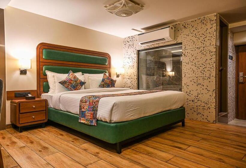 غرفة قياسية, Suvidha Suites