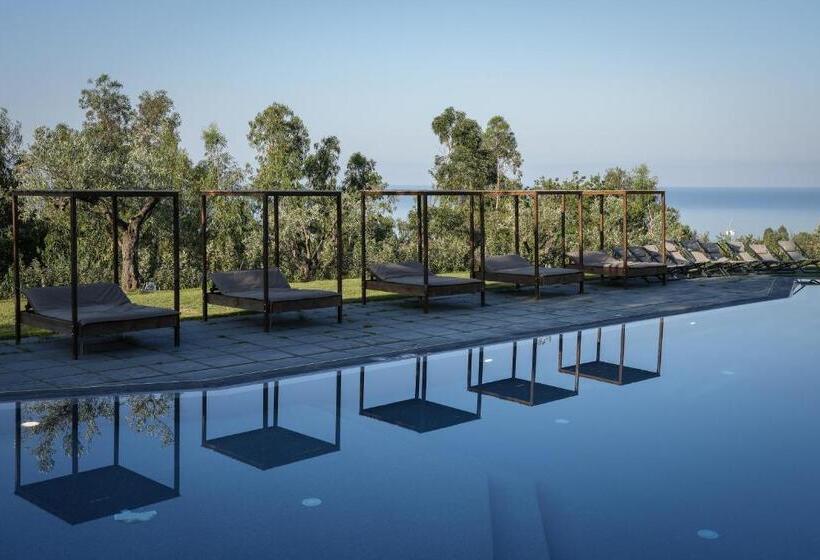 اتاق لوکس با چشمانداز استخر, Hang Loose Cottage Hotel & Resort Gizzeria Calabria