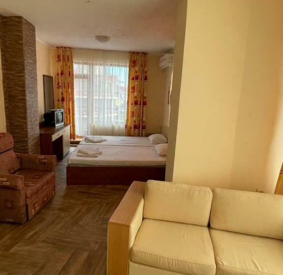 带阳台的豪华间, Angel