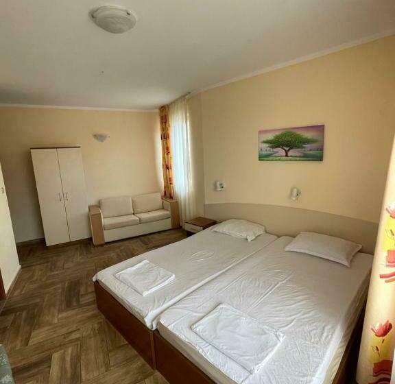 带阳台的豪华间, Angel